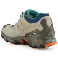 La Sportiva Women's Ultra Raptor II Leather GTX - Multisport Shoes 15 La Sportiva Women's Ultra Raptor II Leather GTX - Multisport Shoes -Adventure Gear Shop la sportiva womens ultra raptor ii leather gtx multisport shoes detail 5