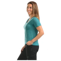 Stoic Women's Merino150 HeladagenSt. T-Shirt - Merino Shirt -Adventure Gear Shop stoic womens merino150 heladagenst t shirt merino shirt detail 11