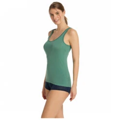 Stoic Women's Merino150 HeladagenSt. Tank - Merino Base Layer 17 Stoic Women's Merino150 HeladagenSt. Tank - Merino Base Layer -Adventure Gear Shop stoic womens merino150 heladagenst tank merino base layer detail 5